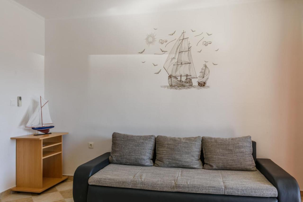 La Bodega Apartments Trogir Exteriör bild