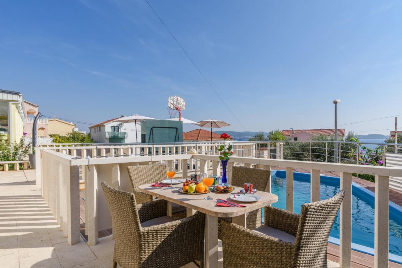 La Bodega Apartments Trogir Exteriör bild
