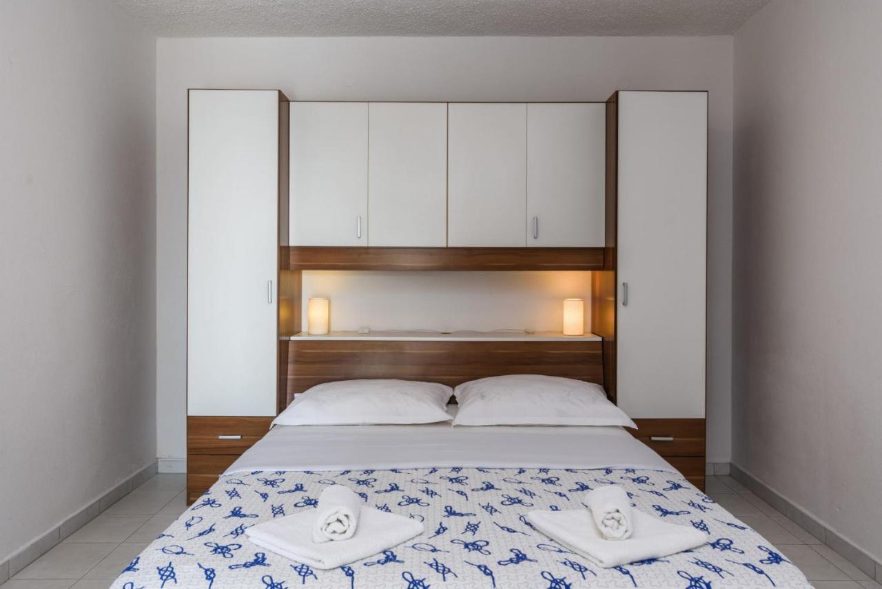 La Bodega Apartments Trogir Exteriör bild