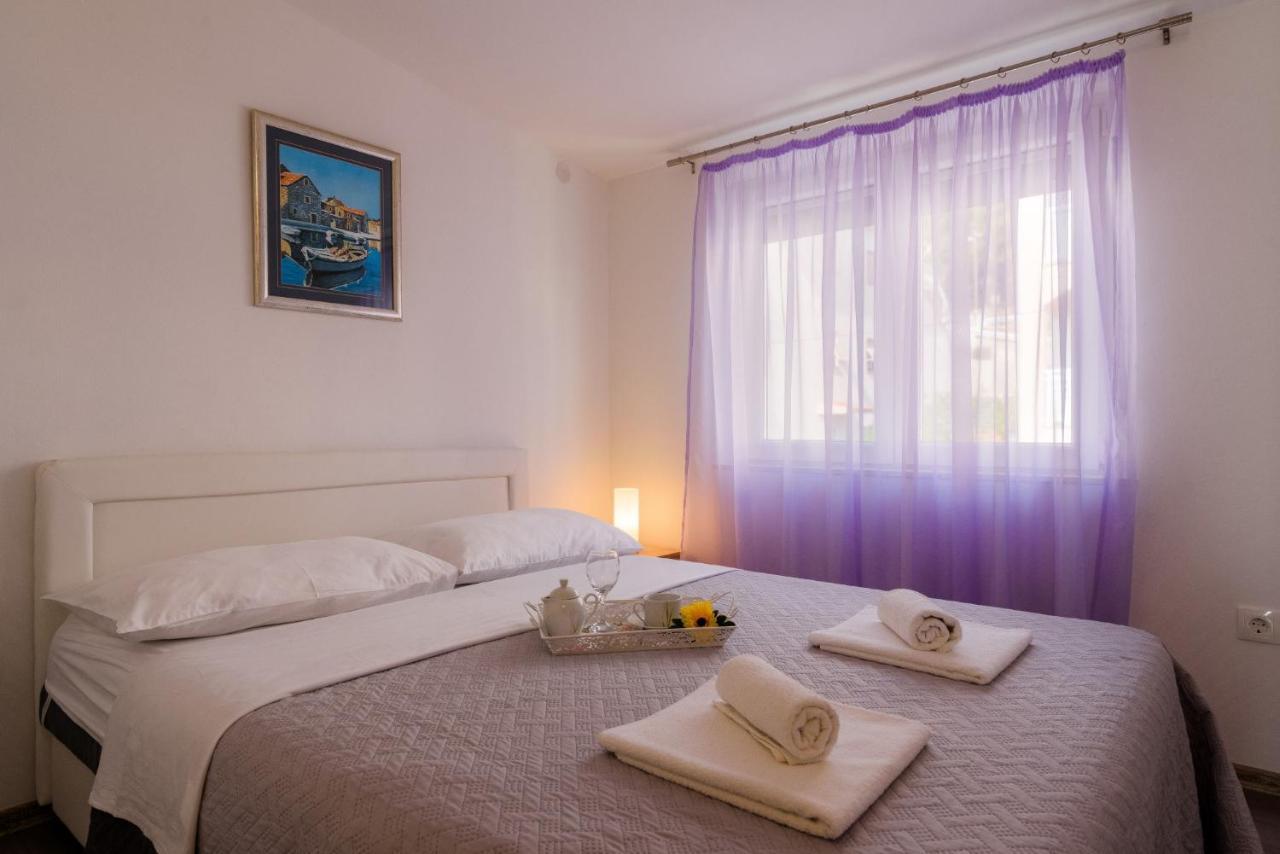La Bodega Apartments Trogir Exteriör bild